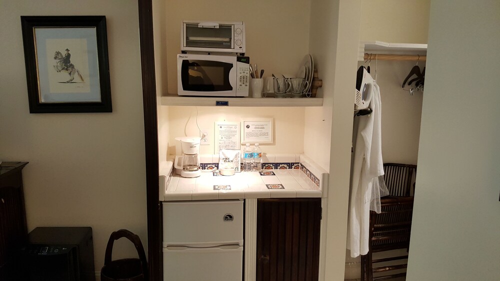 In-Room Kitchenette