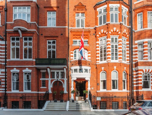 11 Cadogan Gardens
