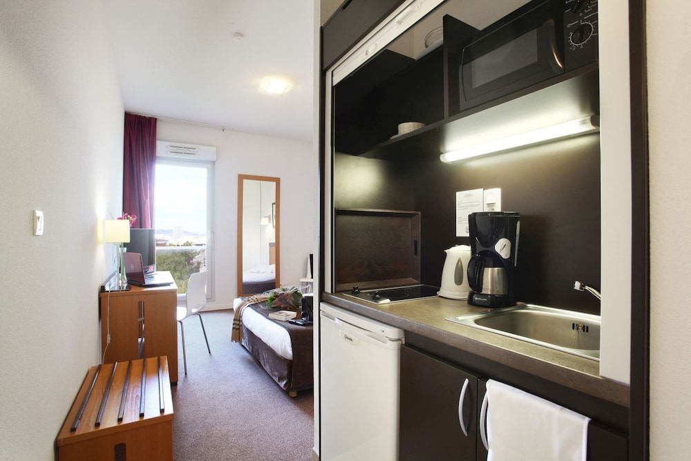 Cocina básica en la habitación: Estudio para 2 personas