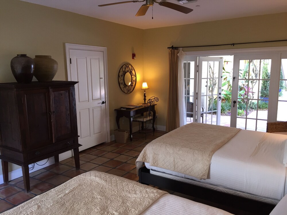 Guestroom
