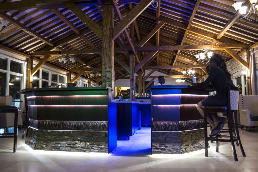 Hotel Bar