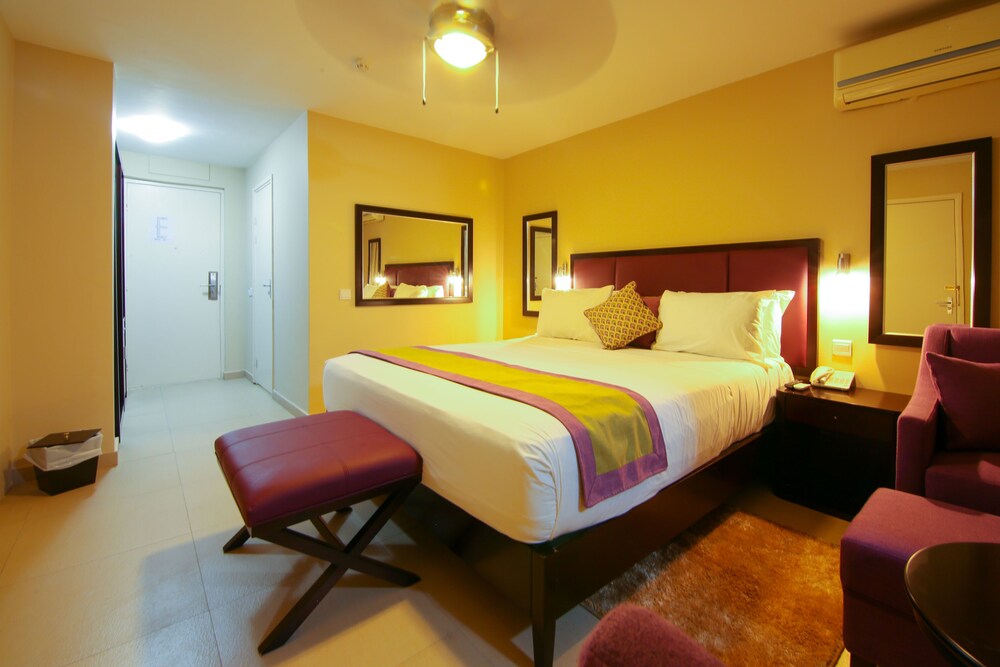 Guestroom