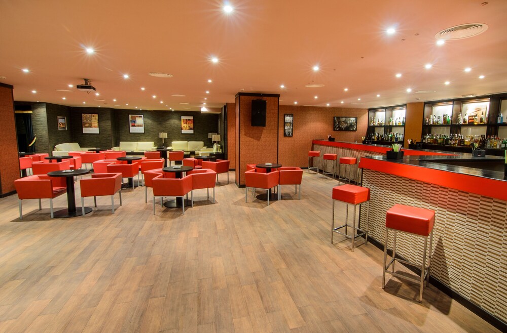 Hotel Bar