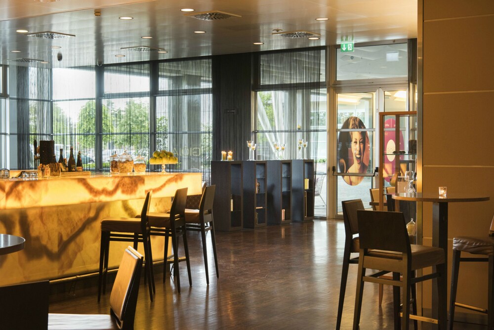 Hotel Lounge