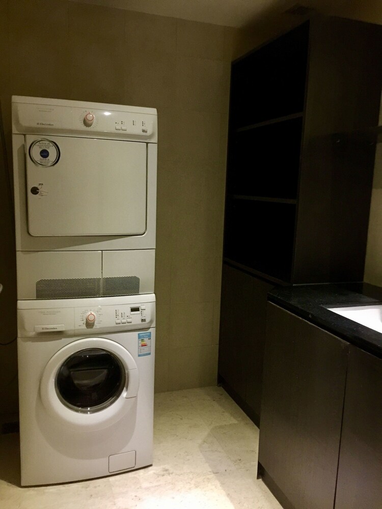 Apartment - Bathroom Amenities