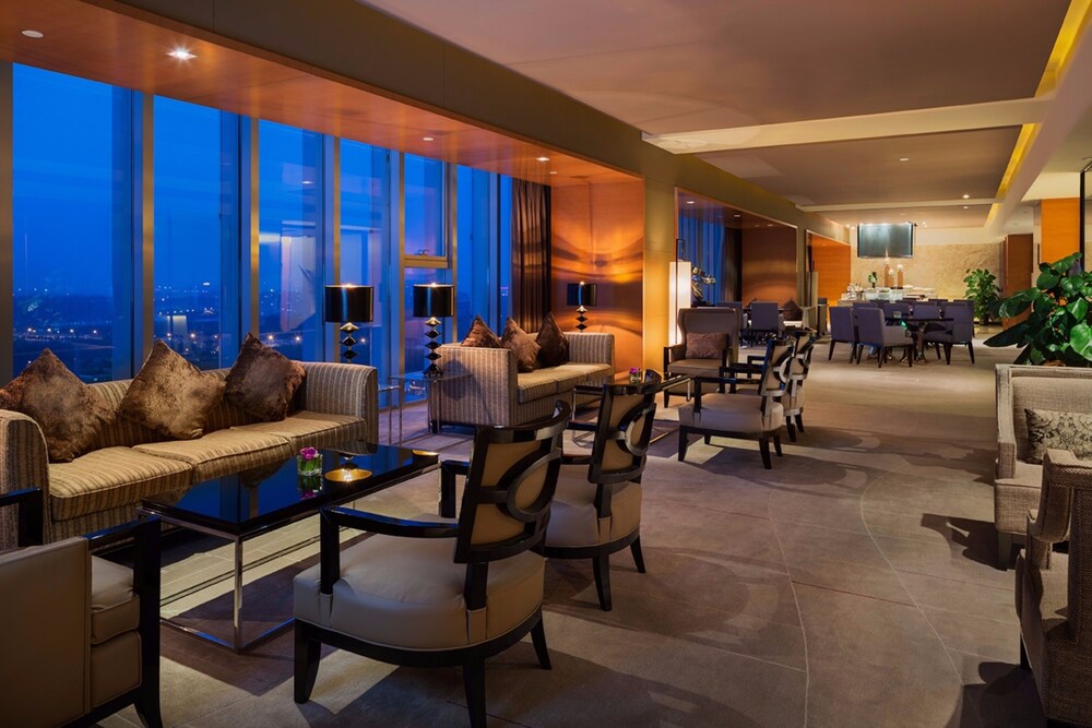 Hotel Lounge