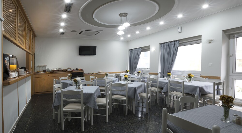 Hotel Lounge
