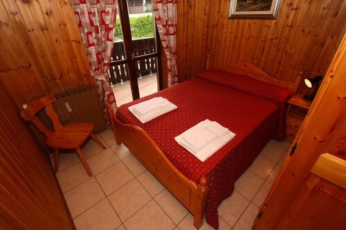 Standard Apartment, 2 Bedrooms, Kitchen, Mountain View - Guestroom