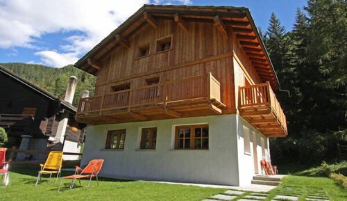 Comfort Chalet, 5 Bedrooms, Jetted Tub, Mountain View - Hotel Front