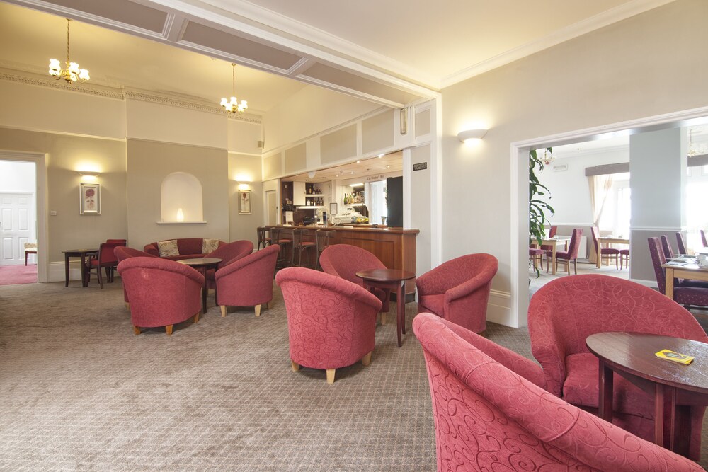 Hotel Bar