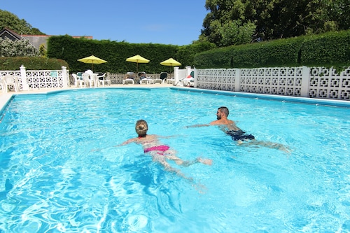 Luccombe Hall Country House Hotel