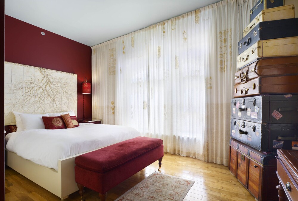 Guestroom