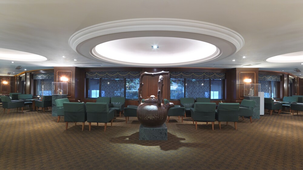 Hotel Lounge