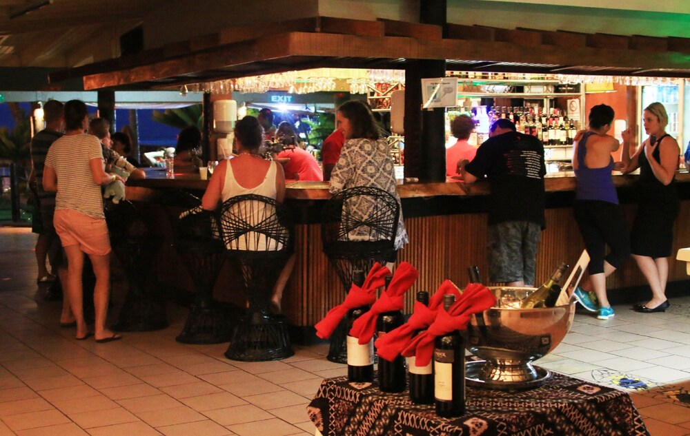 Poolside Bar