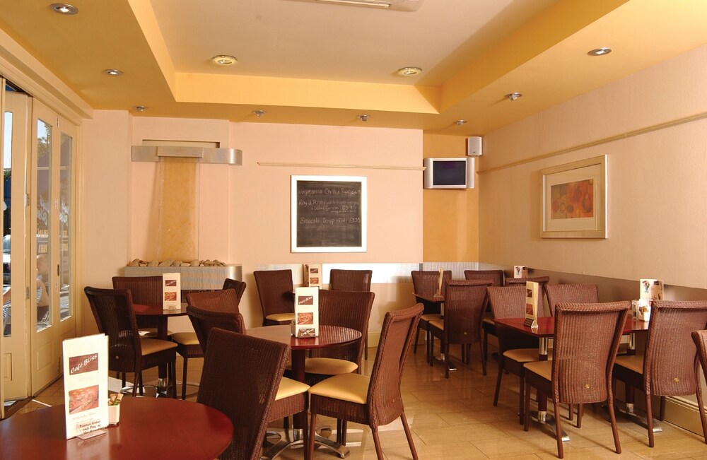 Coffee Shop