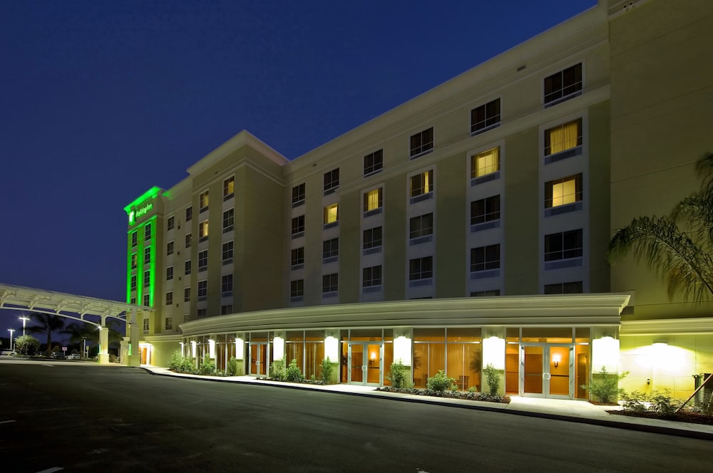 Hotel Front
