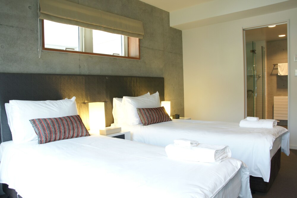 2 Bedrooms (Floor/room type request not available) - Guestroom