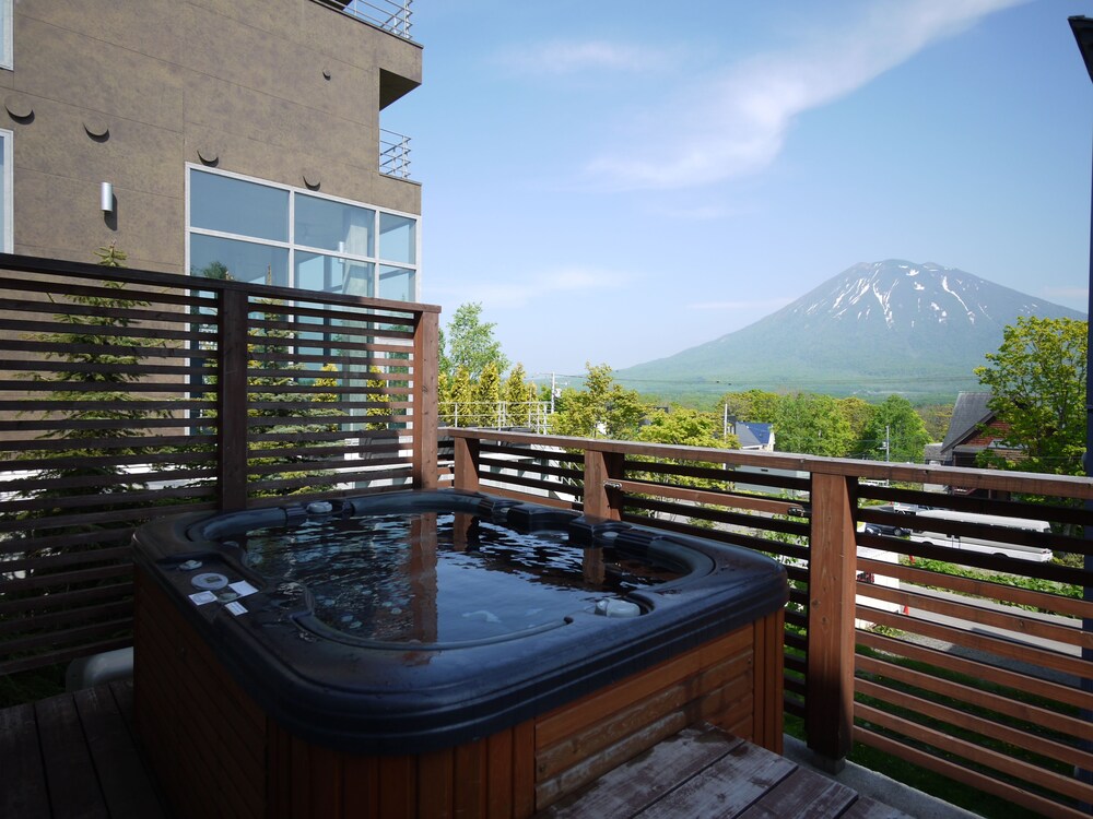 Sundeck