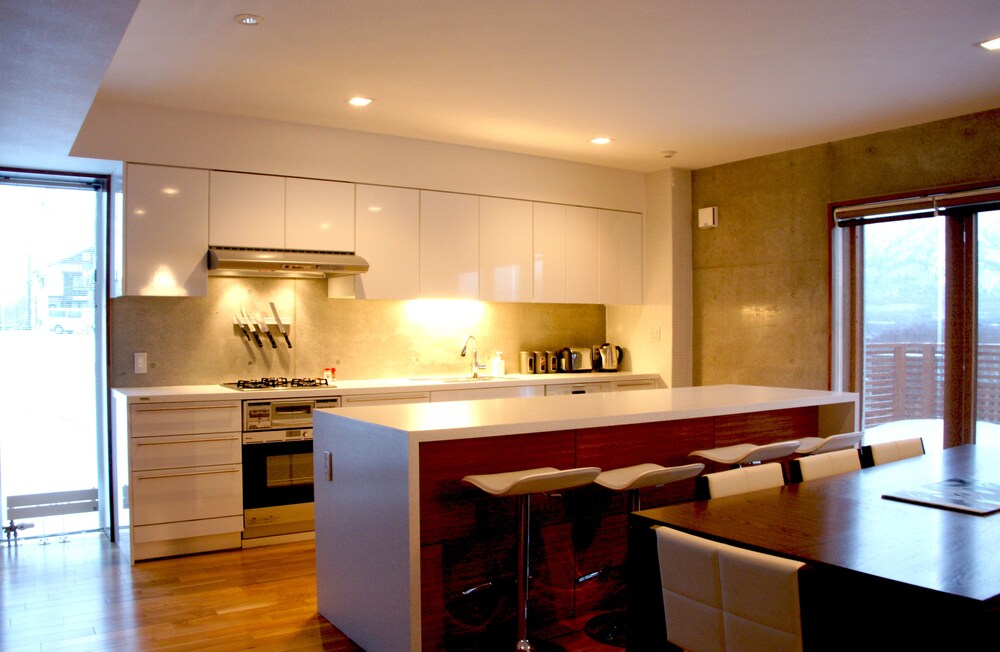 2 Bedrooms (Floor/room type request not available) - In-Room Kitchenette