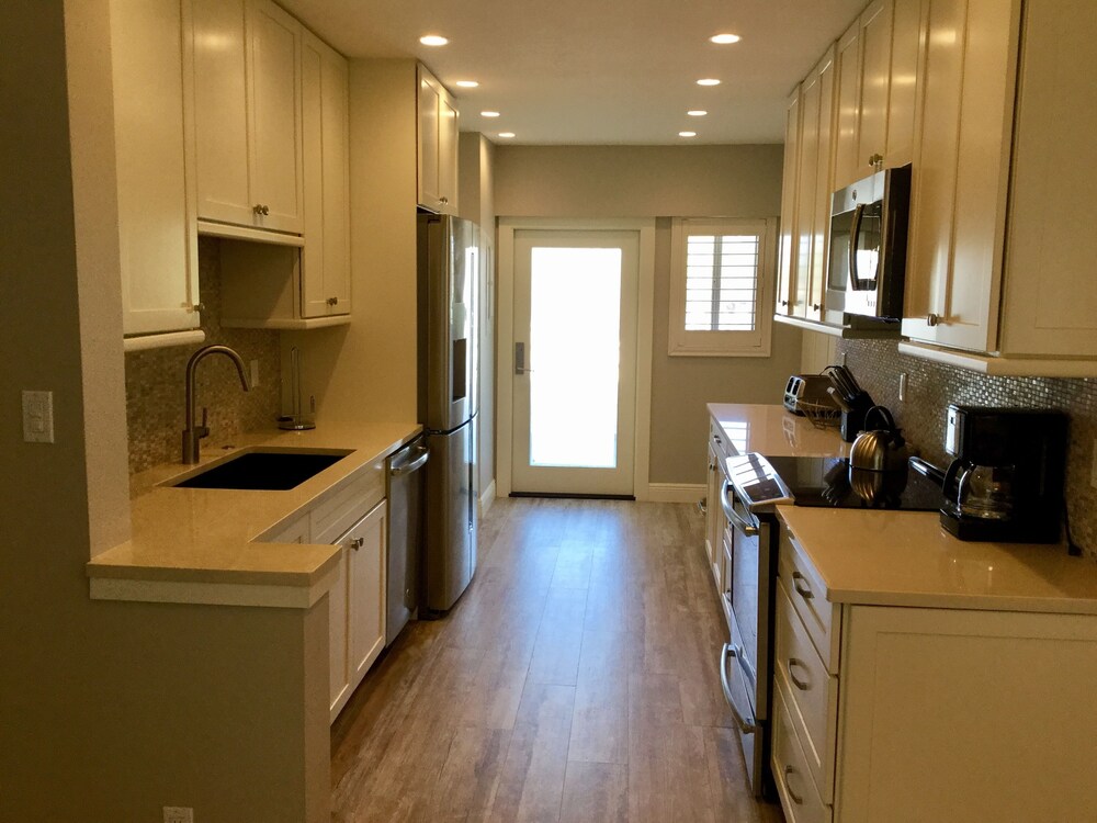 Condo, 2 Bedrooms, 2 Bathrooms - In-Room Kitchen