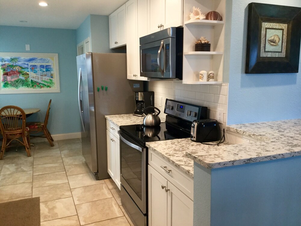 Condo, 2 Bedrooms, 2 Bathrooms - In-Room Kitchen