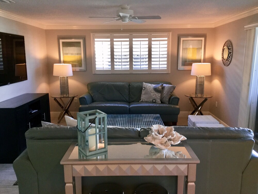 Villa, 2 Bedrooms, 2 Bathrooms, No View - Living Area