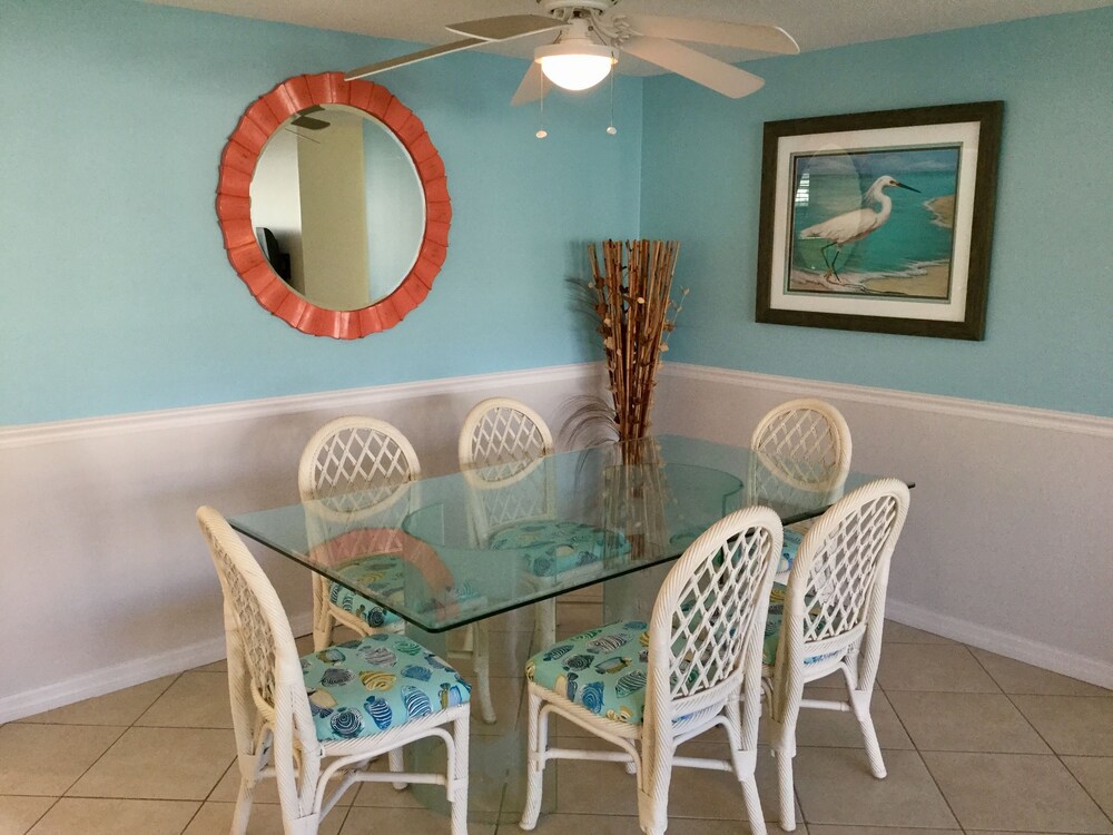 Villa, 2 Bedrooms, 2 Bathrooms, No View - In-Room Dining
