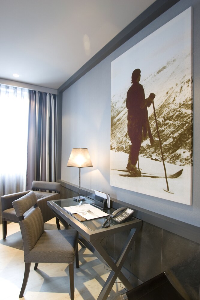 In-Room Business Center