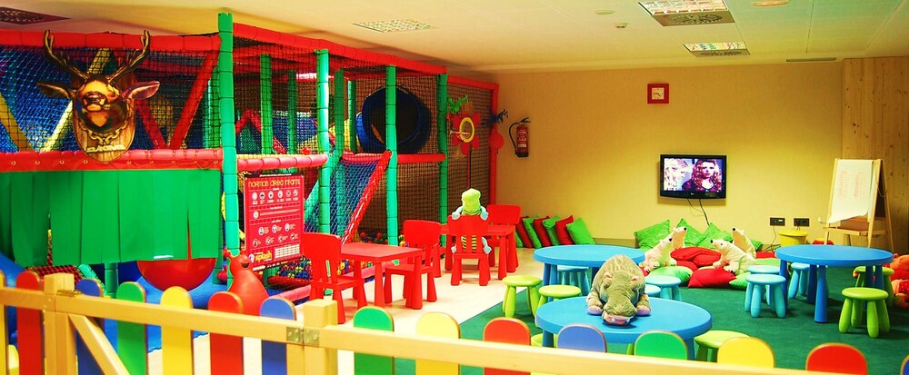 Childrens Play Area - Indoor