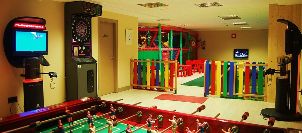 Childrens Play Area - Indoor