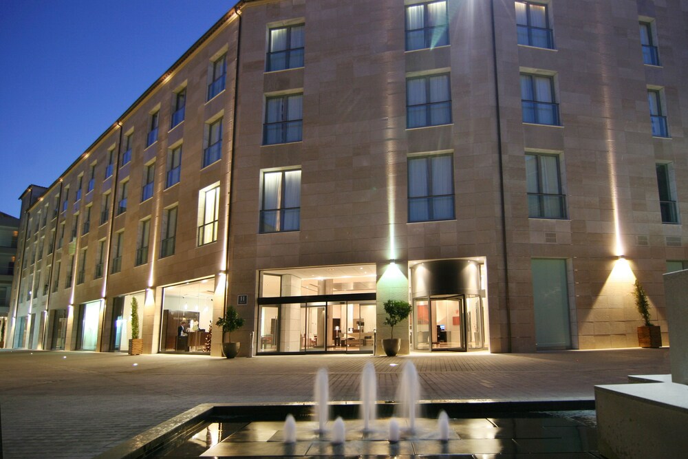 Courtyard View