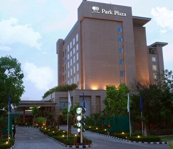 Hotel Front - Evening/Night
