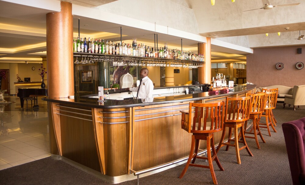 Hotel Bar