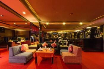Hotel Lounge