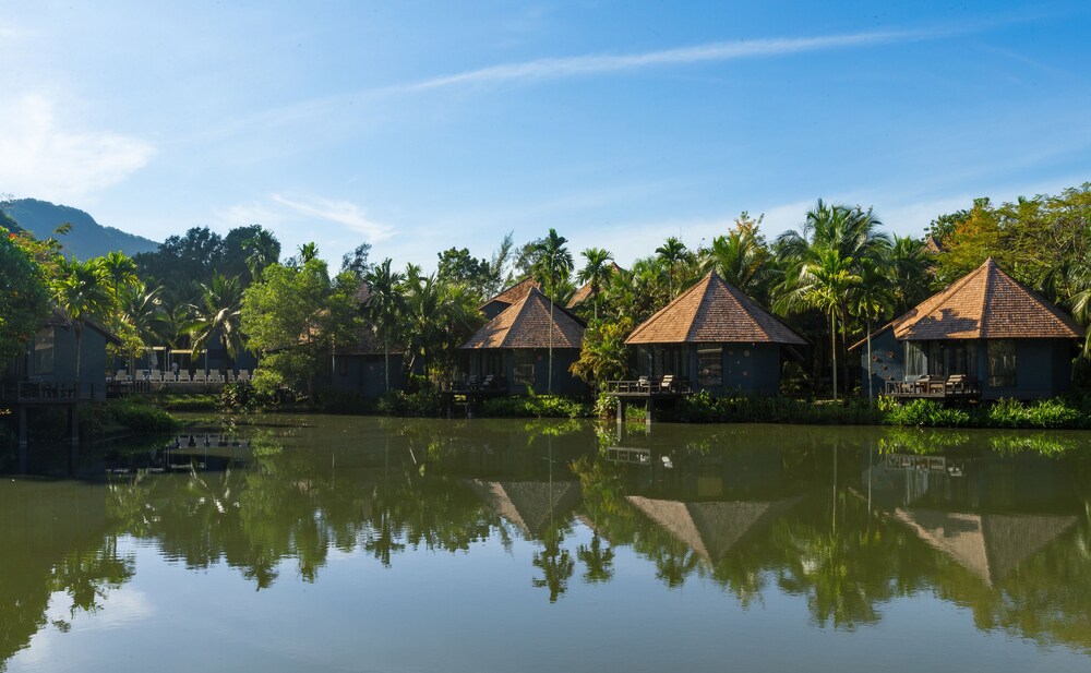 Lake View