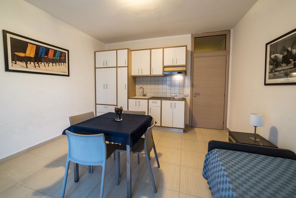 Standard Apartment, 1 Bedroom, Kitchenette - In-Room Kitchenette