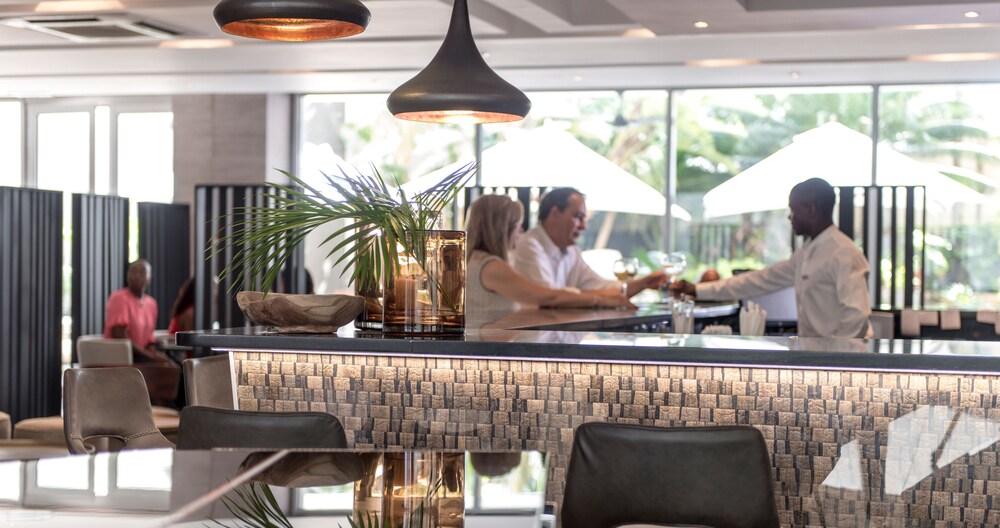 Hotel Bar