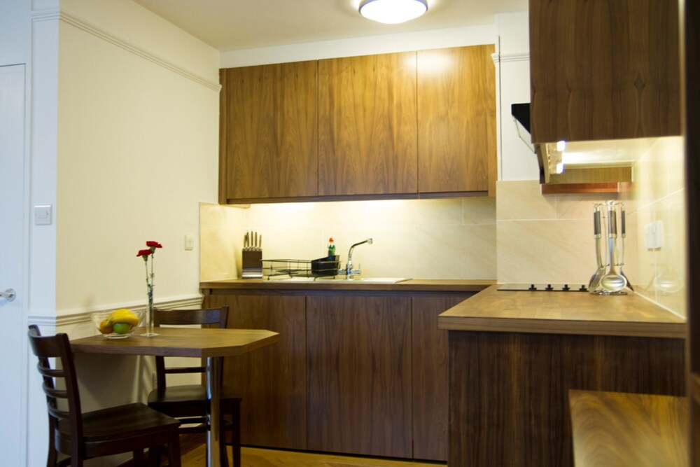 Presidential Studio - Guestroom