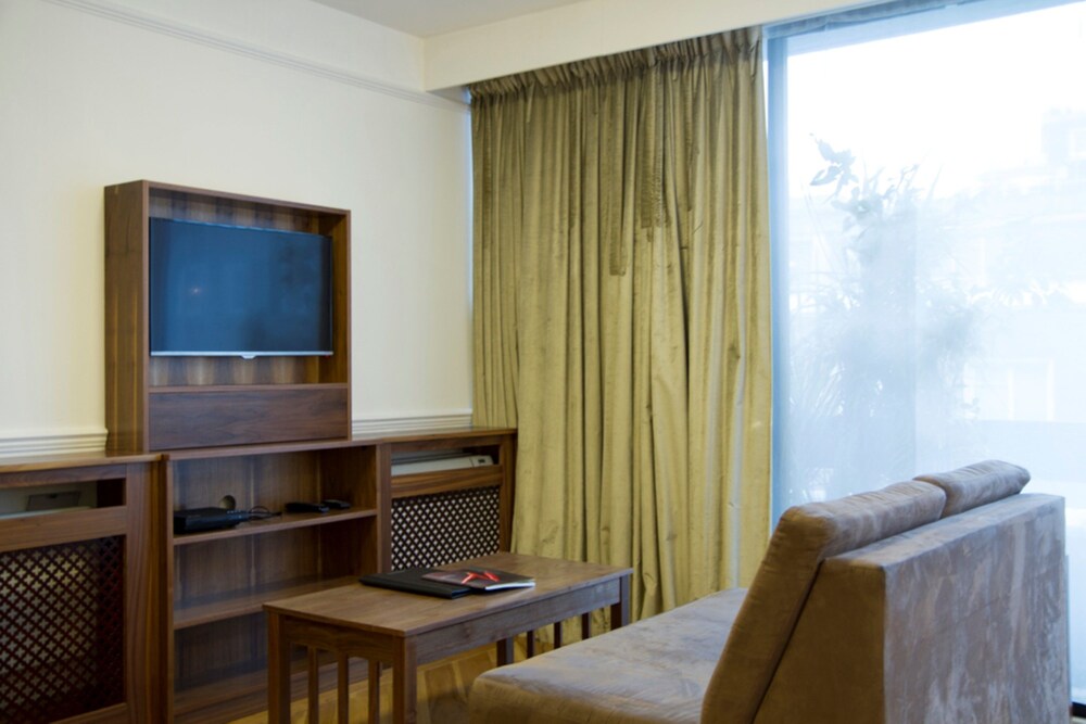Presidential Studio - Guestroom