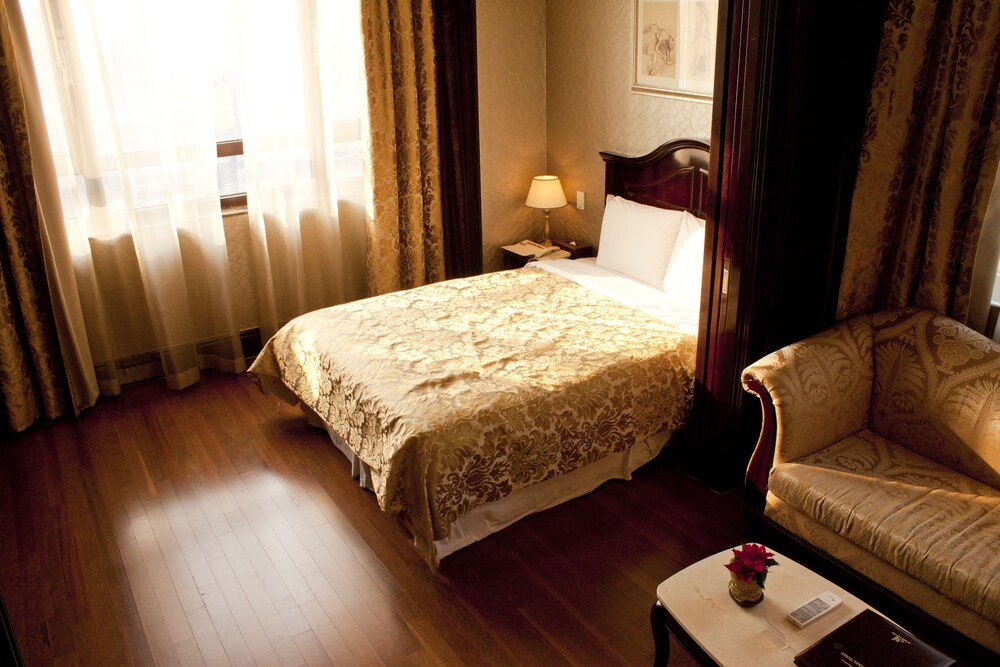 Guestroom