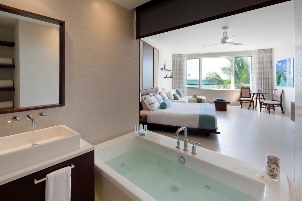 Jetted Tub