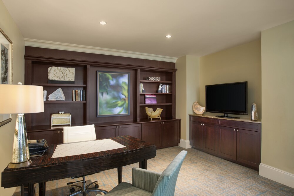 In-Room Business Center