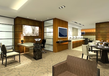 Executive Lounge