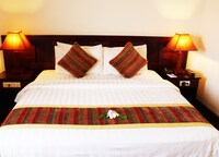 Deluxe Room - Round Trip Transfer