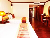 Premier Room - Round Trip Transfer