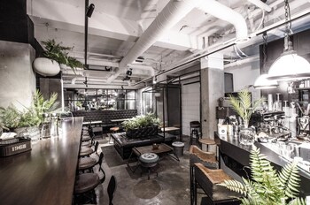 Coffee Shop