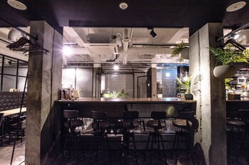 Hotel Bar