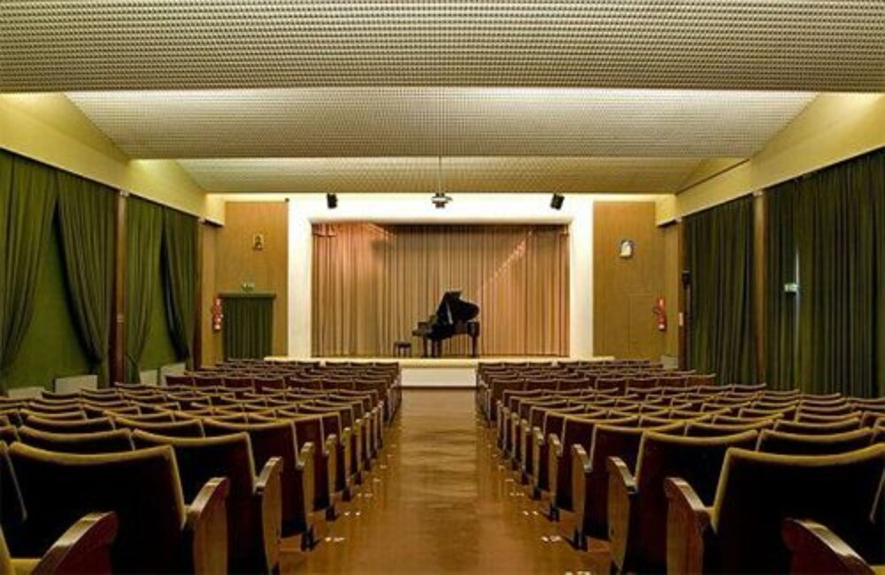 Theater Show