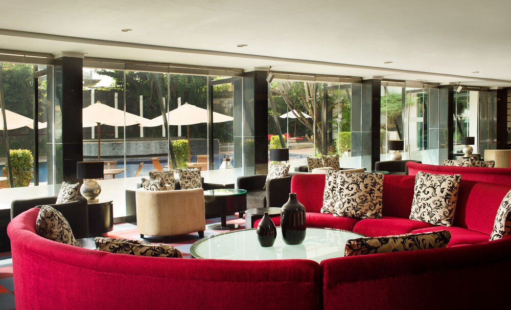 Hotel Bar