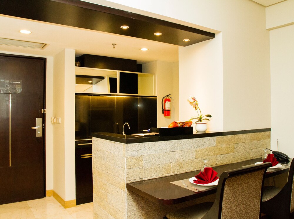 In-Room Kitchenette